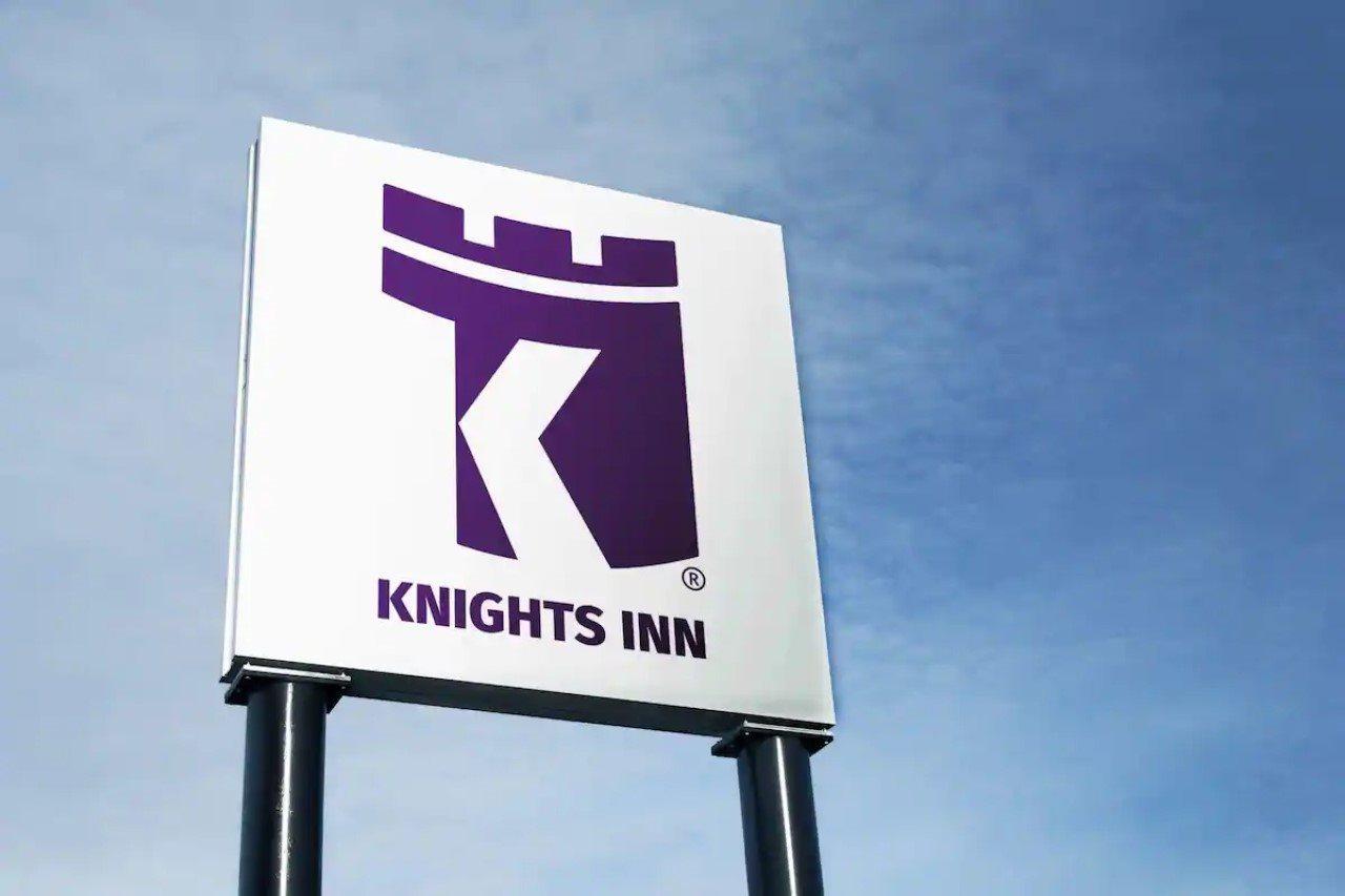 Knights Inn Six Flags Lodge West Екстериор снимка